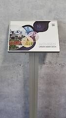 Pultschild A3 quer - 45° - Delta Säule - Clipleiste nach vorn