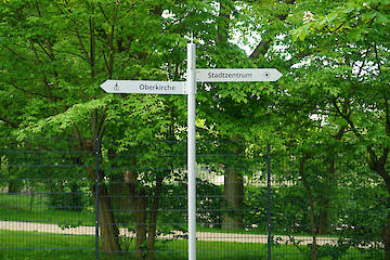 Wegweiser dreifach eloxiert